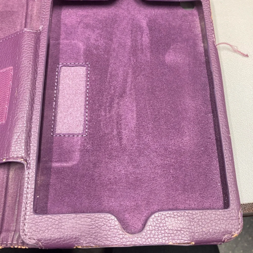 Amazon 1st Generation Apple iPad Mini purple faux leather portfolio case